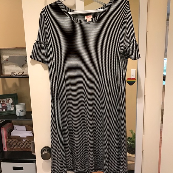 Comfy T-shirt dress! - Picture 1 of 3